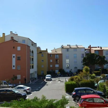Cosy A 1200m De La Plage, A Proximite Commerces, Port Et Golf, Parking Prive Inclus - Fr-1-249-13 Apartment Agde