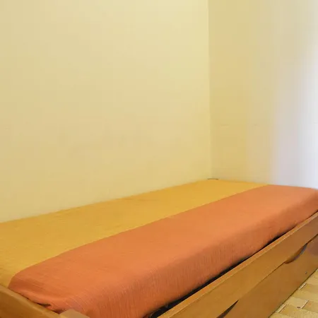 Cosy A 1200m De La Plage, A Proximite Commerces, Port Et Golf, Parking Prive Inclus - Fr-1-249-13 Apartment Agde