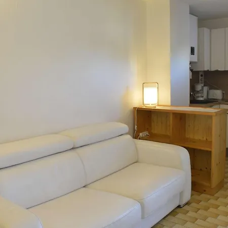 Cosy A 1200m De La Plage, A Proximite Commerces, Port Et Golf, Parking Prive Inclus - Fr-1-249-13 Agde